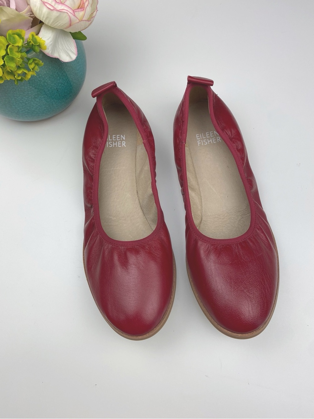 Eileen Fisher Notion Nappa Leather Cranberry Ballet Flats Sz 6 - Picture 2 of 9